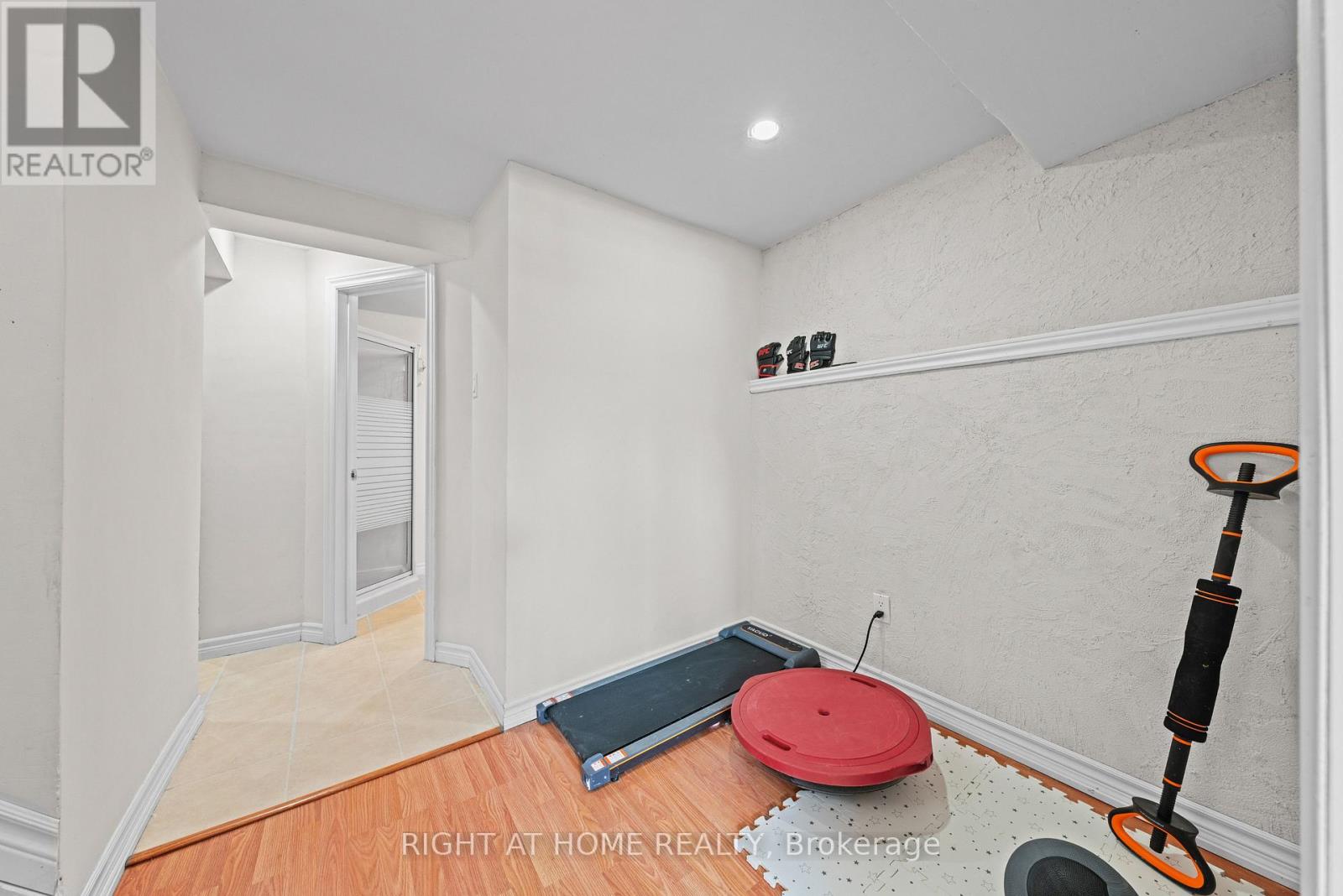 7027 Estoril Road, Mississauga, Ontario  L5N 1N3 - Photo 33 - W12914656