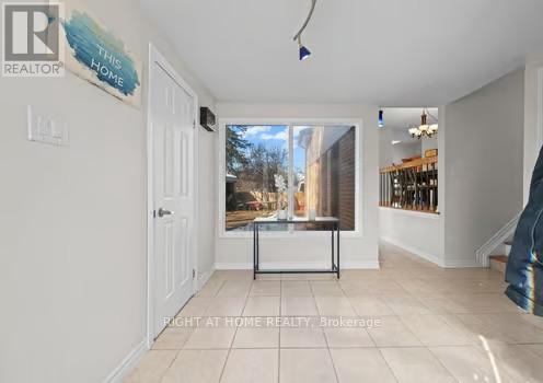 7027 Estoril Road, Mississauga, Ontario  L5N 1N3 - Photo 4 - W12914656