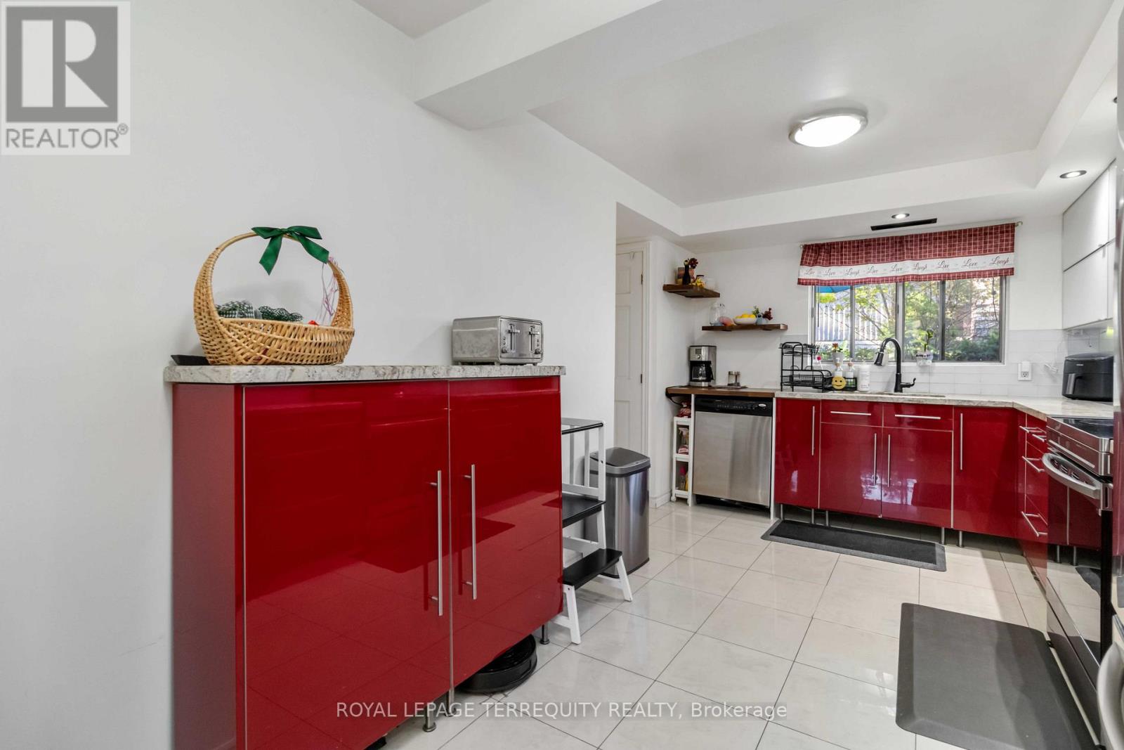 46 - 1250 Mississauga Valley Boulevard, Mississauga, Ontario  L5A 3R6 - Photo 16 - W12914670