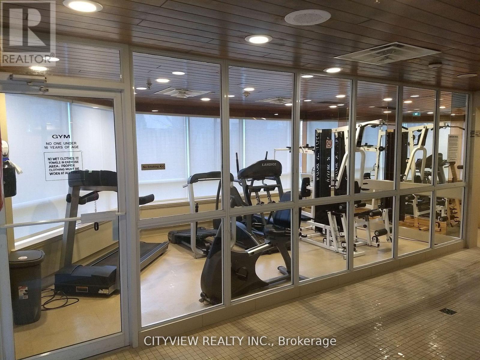 616 - 1001 Cedarglen Gate, Mississauga, Ontario  L5C 4R2 - Photo 18 - W12914678