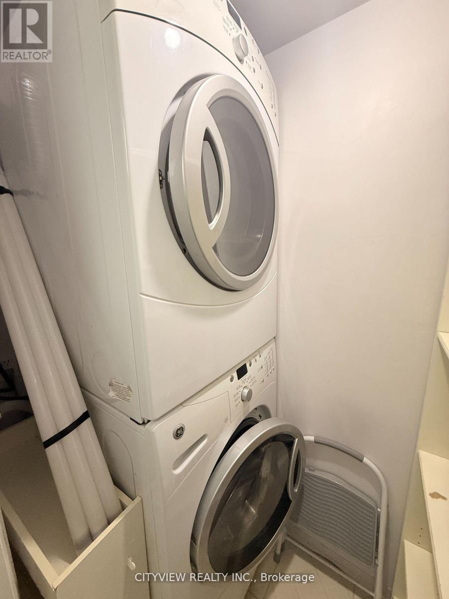 616 - 1001 Cedarglen Gate, Mississauga, Ontario  L5C 4R2 - Photo 22 - W12914678