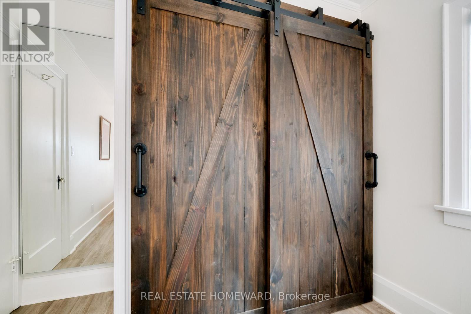 30 Ronald Avenue, Toronto, Ontario  M6E 4M6 - Photo 17 - W12914680