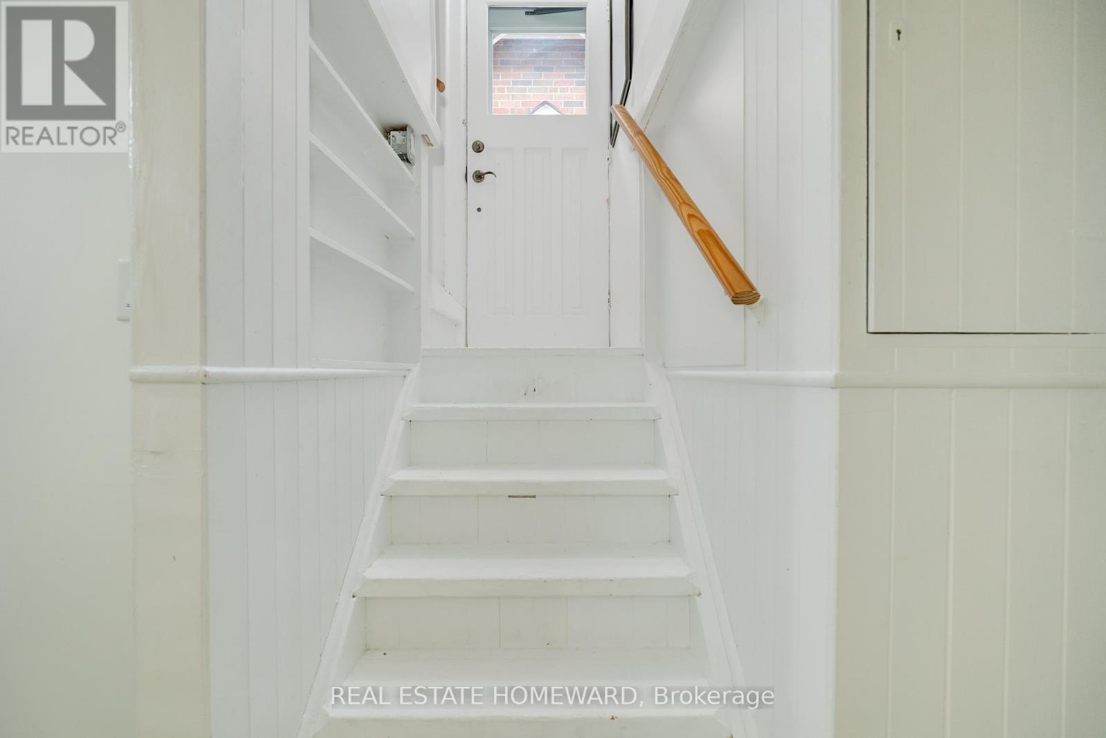 30 Ronald Avenue, Toronto, Ontario  M6E 4M6 - Photo 21 - W12914680