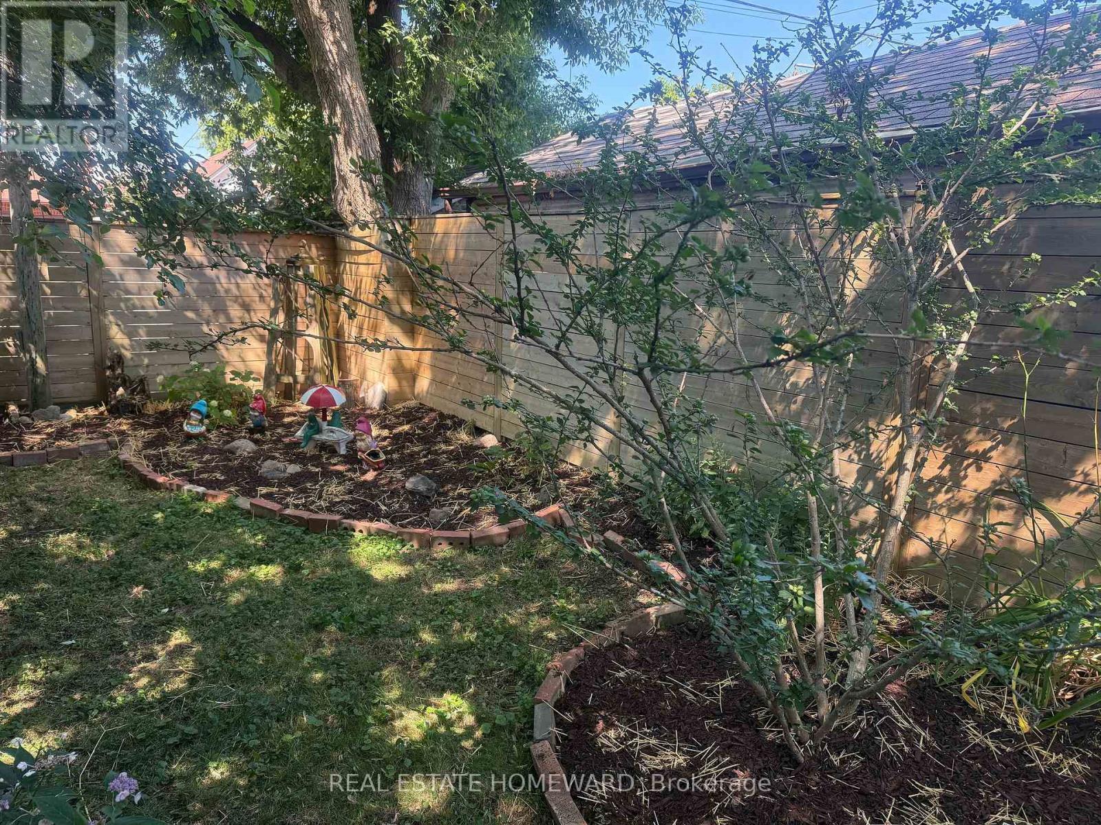 30 Ronald Avenue, Toronto, Ontario  M6E 4M6 - Photo 40 - W12914680