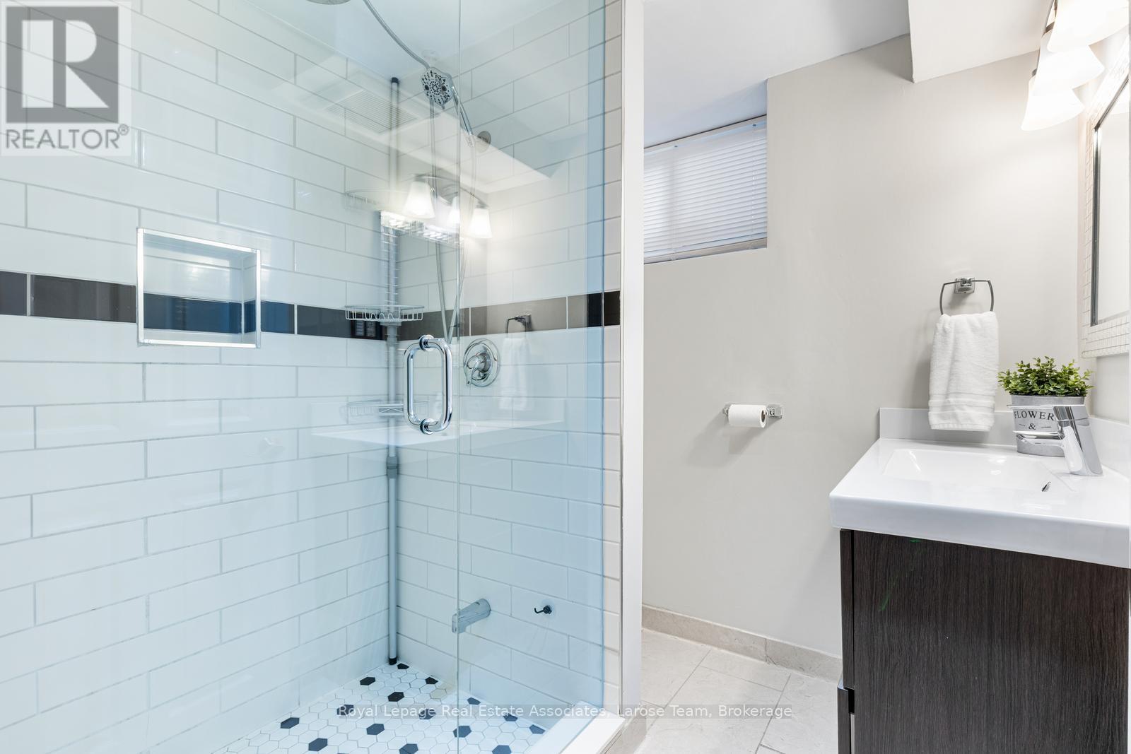 2176 Florian Road, Mississauga, Ontario  L5A 2M4 - Photo 31 - W12914724