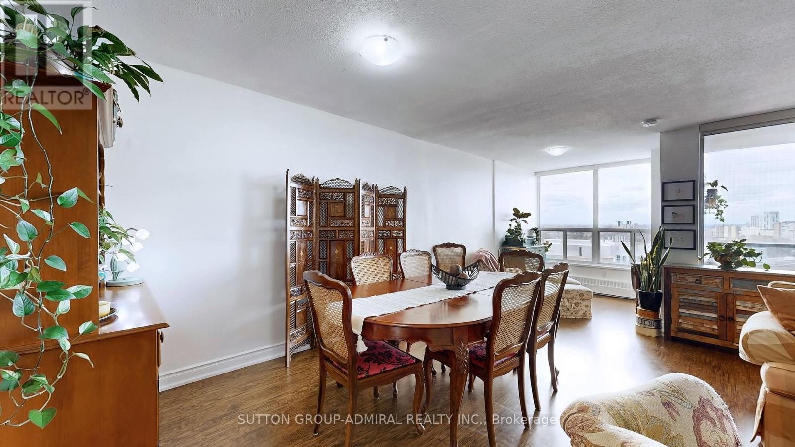 2402 - 85 Emmett Avenue, Toronto (Mount Dennis), Ontario  M6M 5A2 - Photo 11 - W12914758