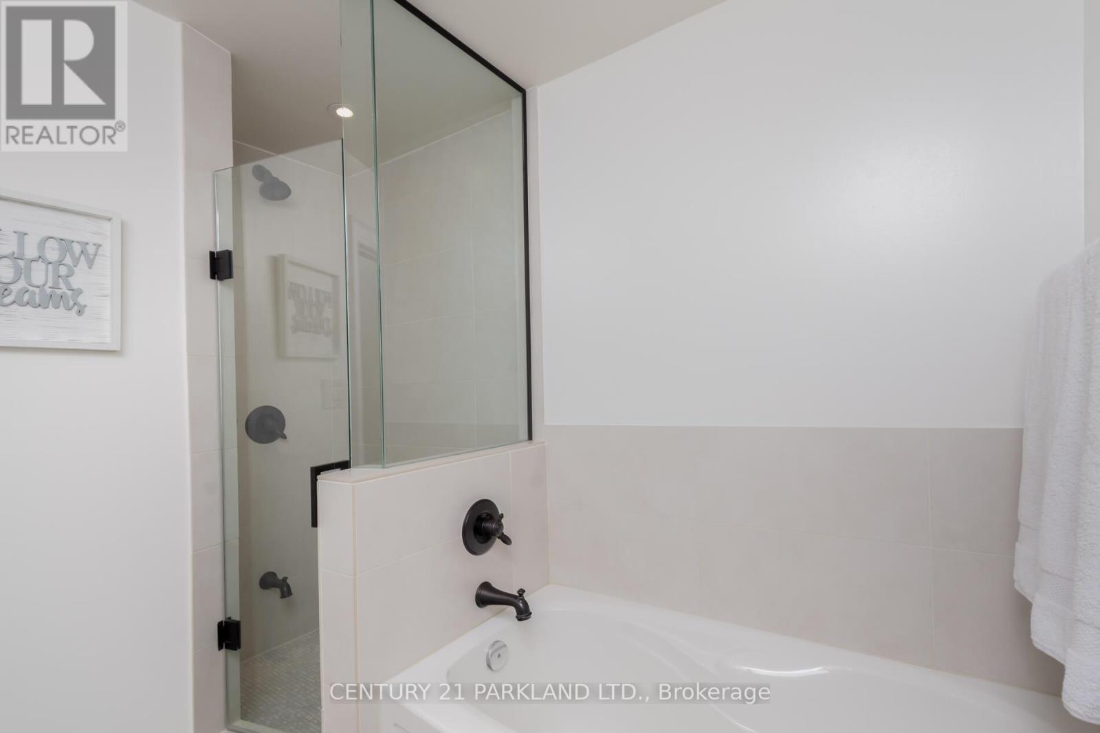 45 Deevale Road, Toronto, Ontario  M3M 1Z4 - Photo 21 - W12914776