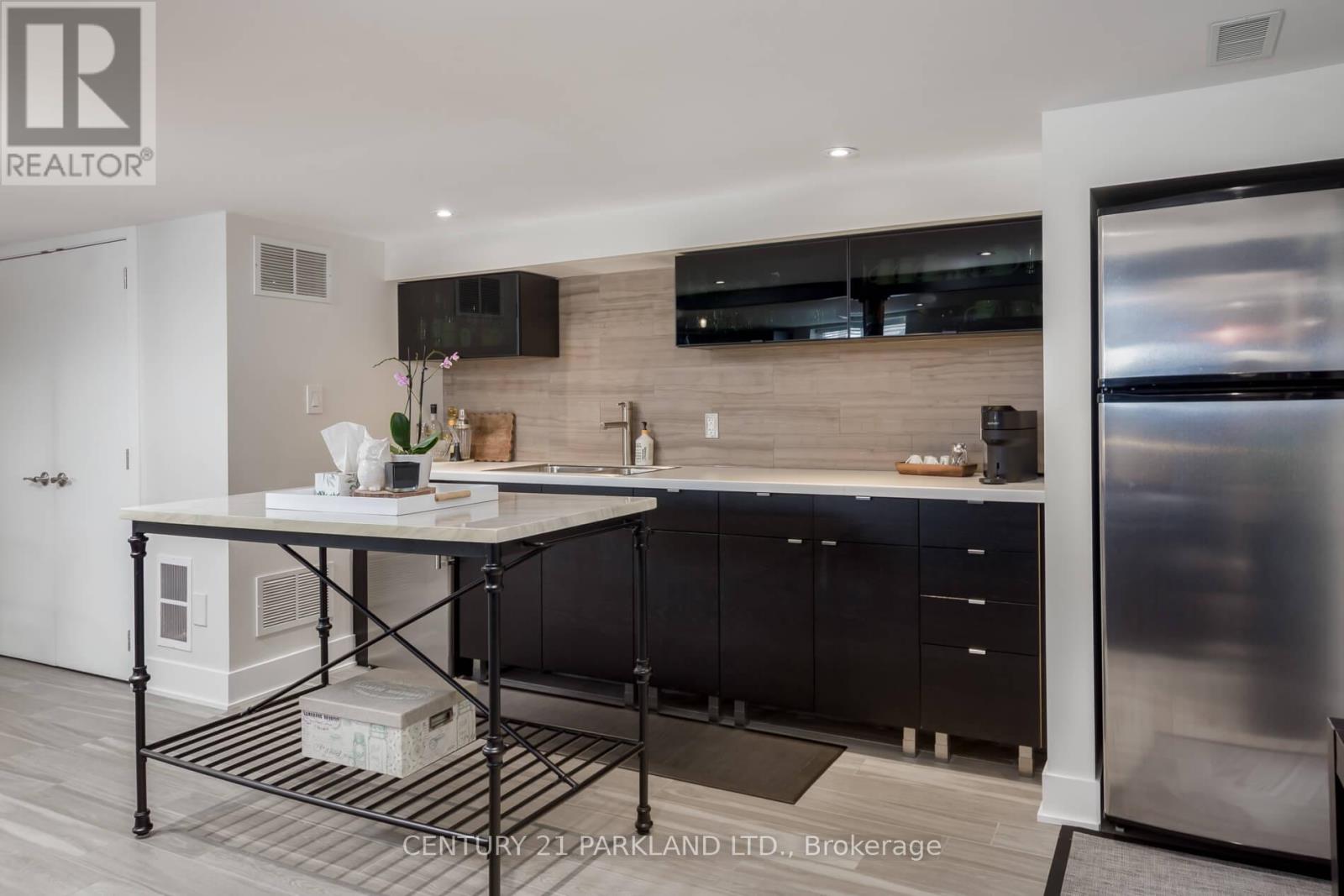 45 Deevale Road, Toronto, Ontario  M3M 1Z4 - Photo 31 - W12914776