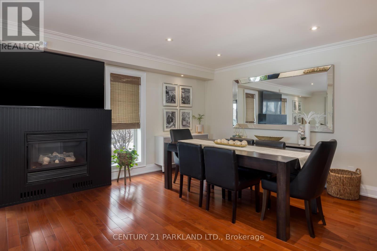 45 Deevale Road, Toronto, Ontario  M3M 1Z4 - Photo 8 - W12914776