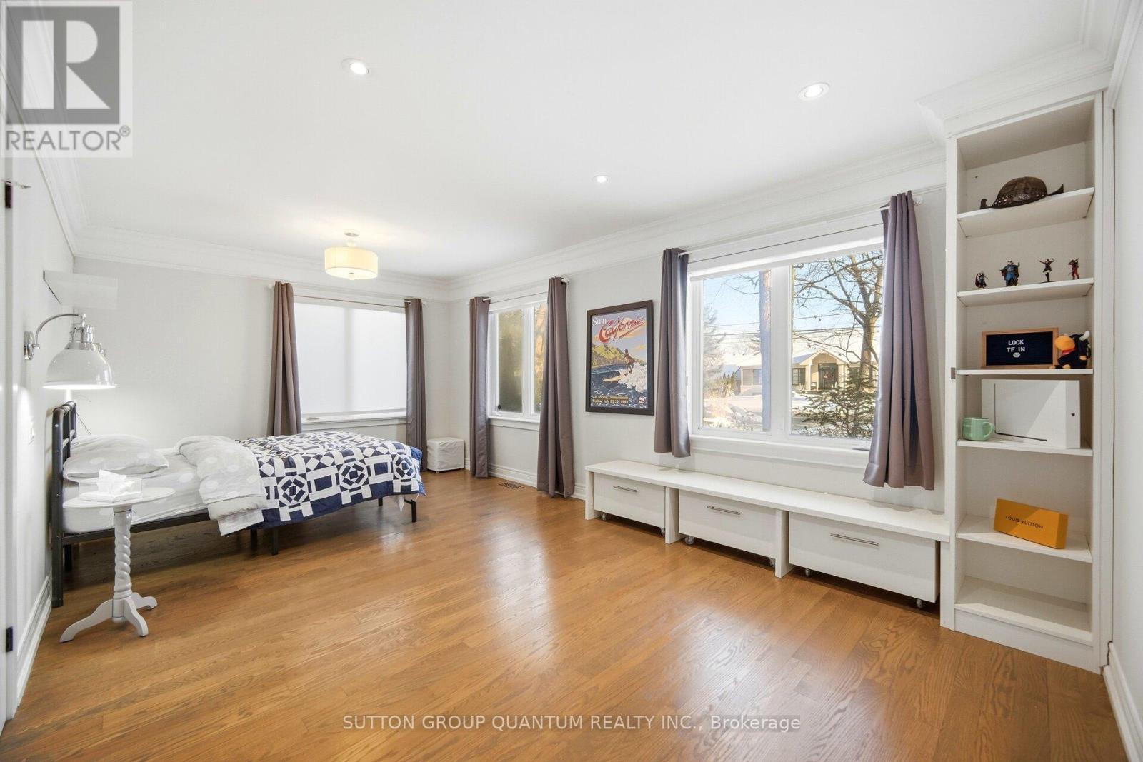 133 Mineola Road E, Mississauga, Ontario  L5G 2E7 - Photo 23 - W12914788