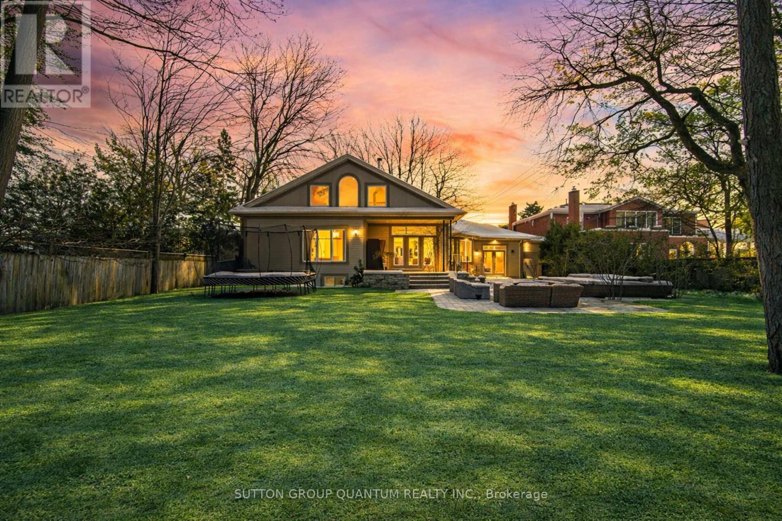 133 Mineola Road E, Mississauga, Ontario  L5G 2E7 - Photo 40 - W12914788