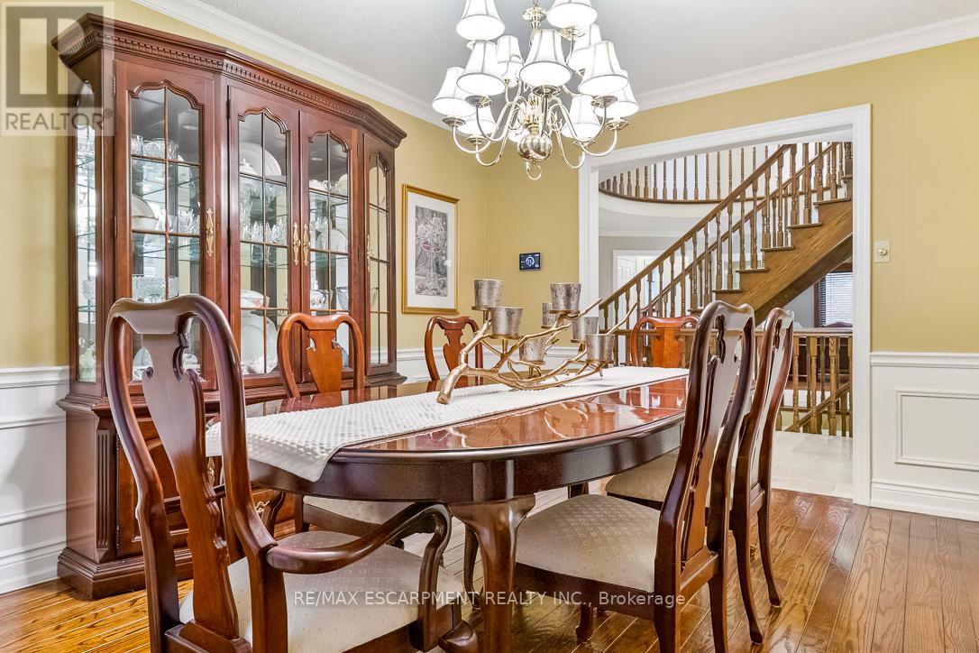 1085 Denfield Terrace, Oakville, Ontario  L6M 1Z8 - Photo 14 - W12914798