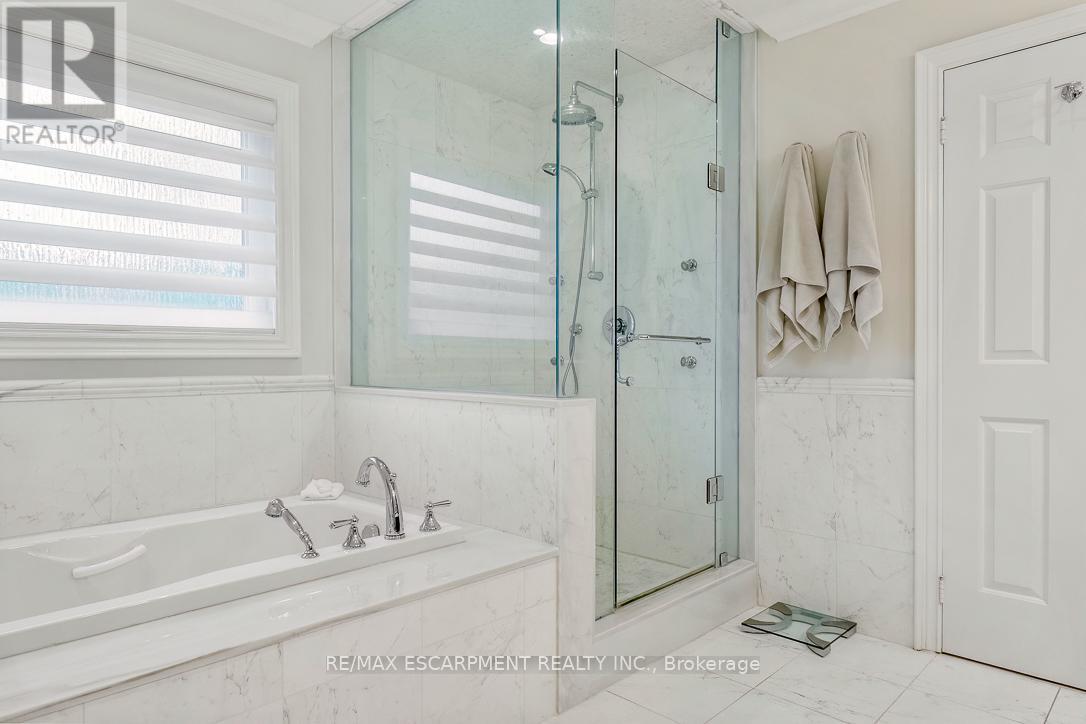 1085 Denfield Terrace, Oakville, Ontario  L6M 1Z8 - Photo 25 - W12914798