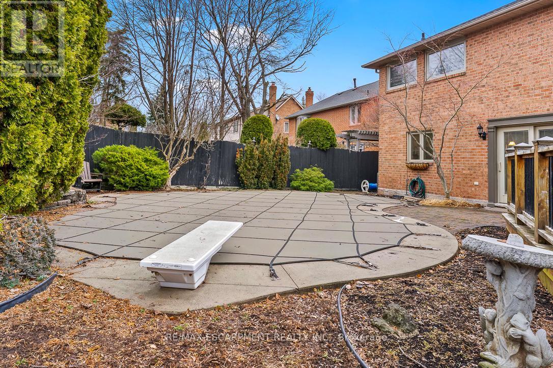 1085 Denfield Terrace, Oakville, Ontario  L6M 1Z8 - Photo 45 - W12914798