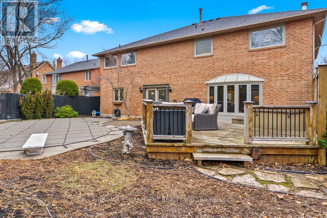 1085 Denfield Terrace, Oakville, Ontario  L6M 1Z8 - Photo 46 - W12914798