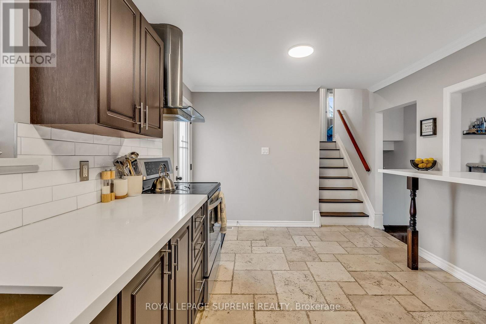 2391 Padstow Crescent, Mississauga, Ontario  L5J 2G2 - Photo 10 - W12914812