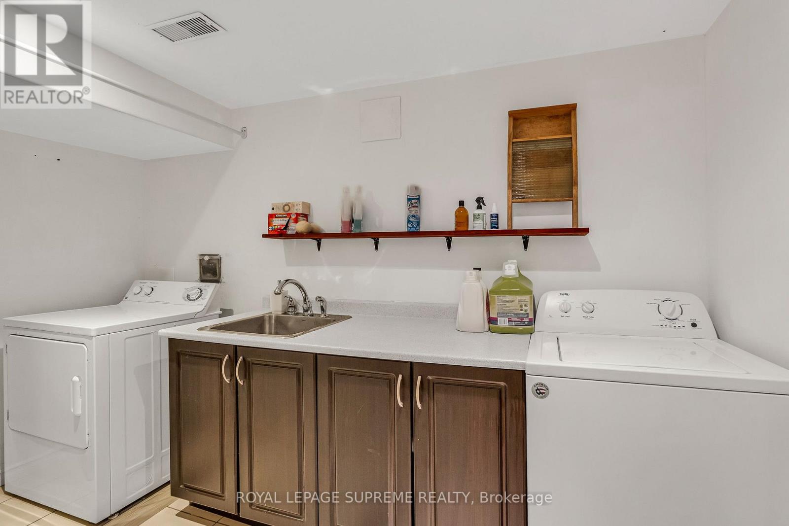 2391 Padstow Crescent, Mississauga, Ontario  L5J 2G2 - Photo 21 - W12914812