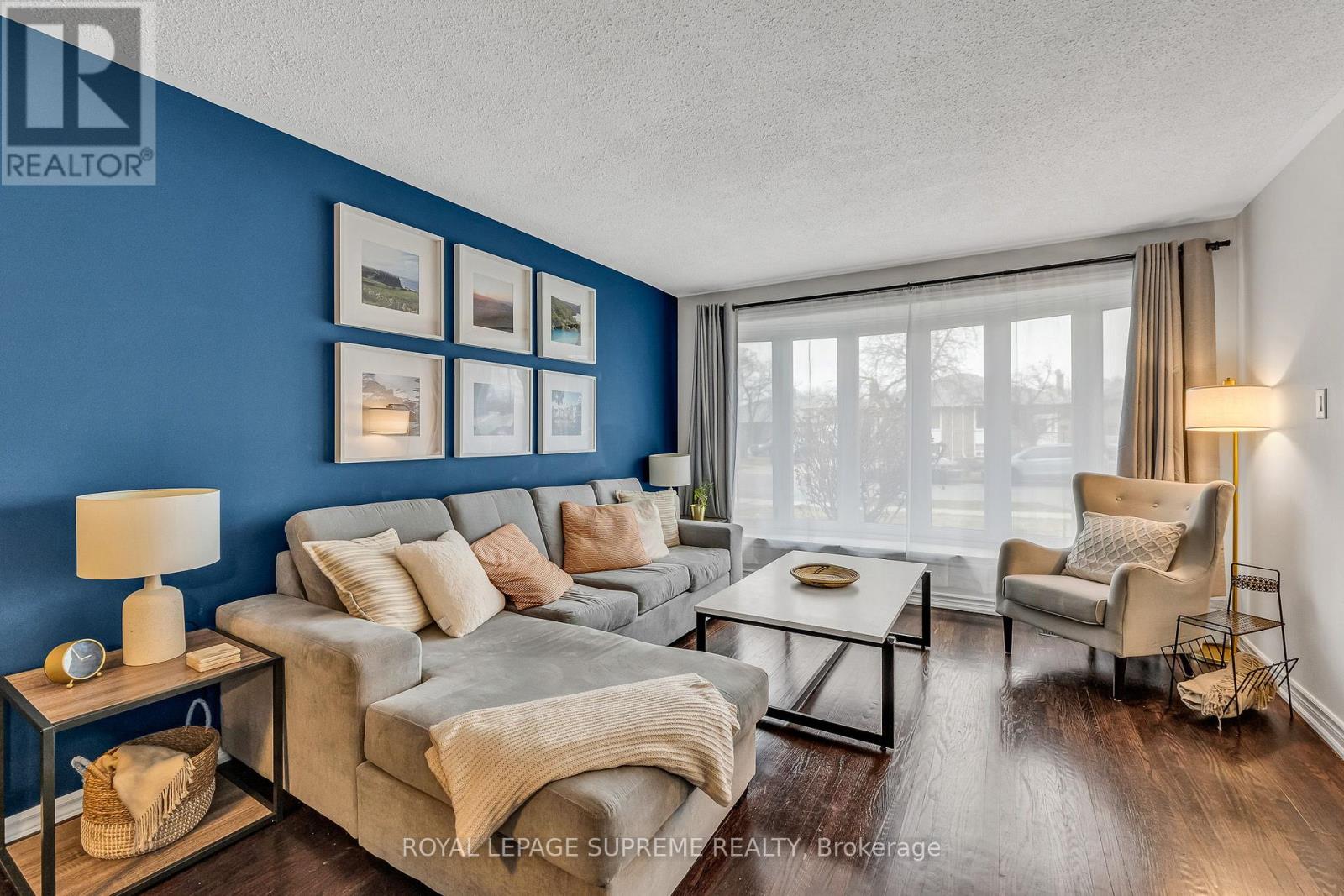 2391 Padstow Crescent, Mississauga, Ontario  L5J 2G2 - Photo 4 - W12914812