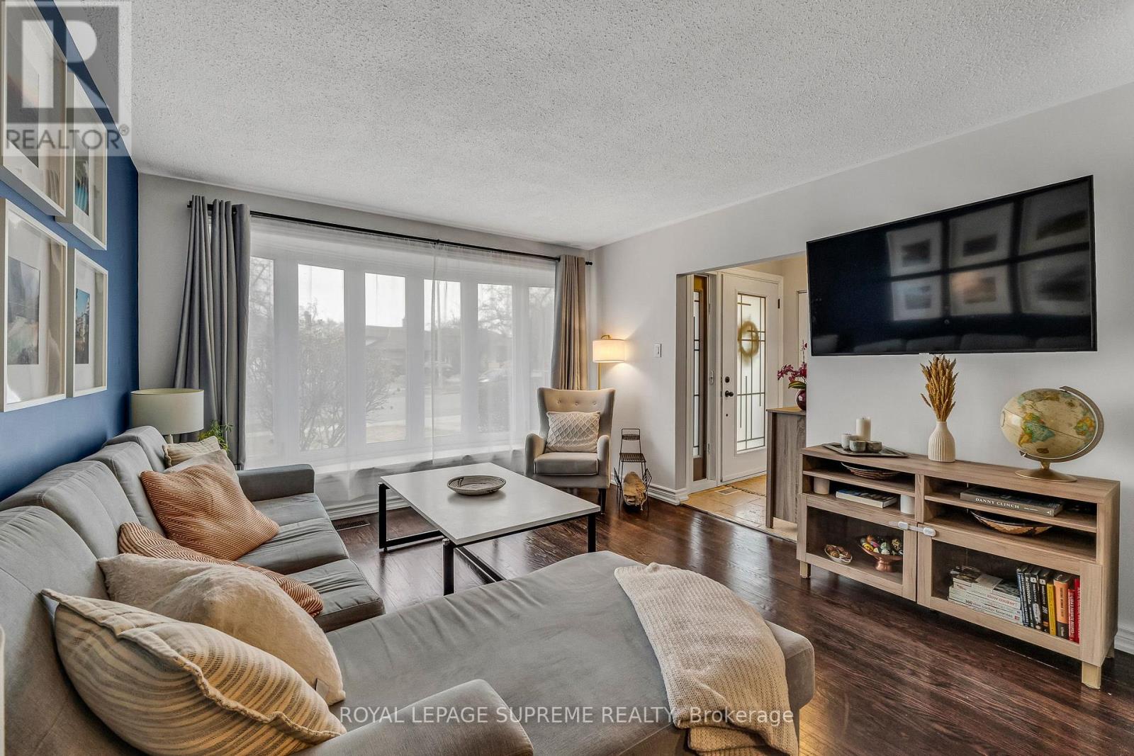 2391 Padstow Crescent, Mississauga, Ontario  L5J 2G2 - Photo 5 - W12914812