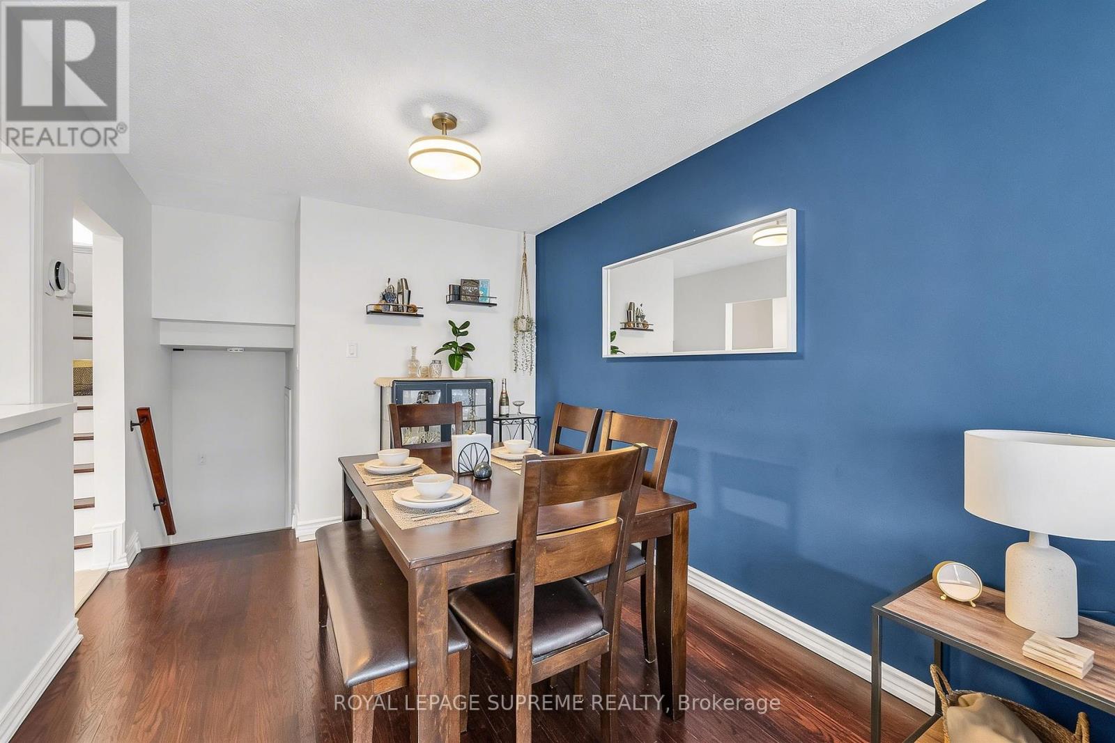 2391 Padstow Crescent, Mississauga, Ontario  L5J 2G2 - Photo 6 - W12914812