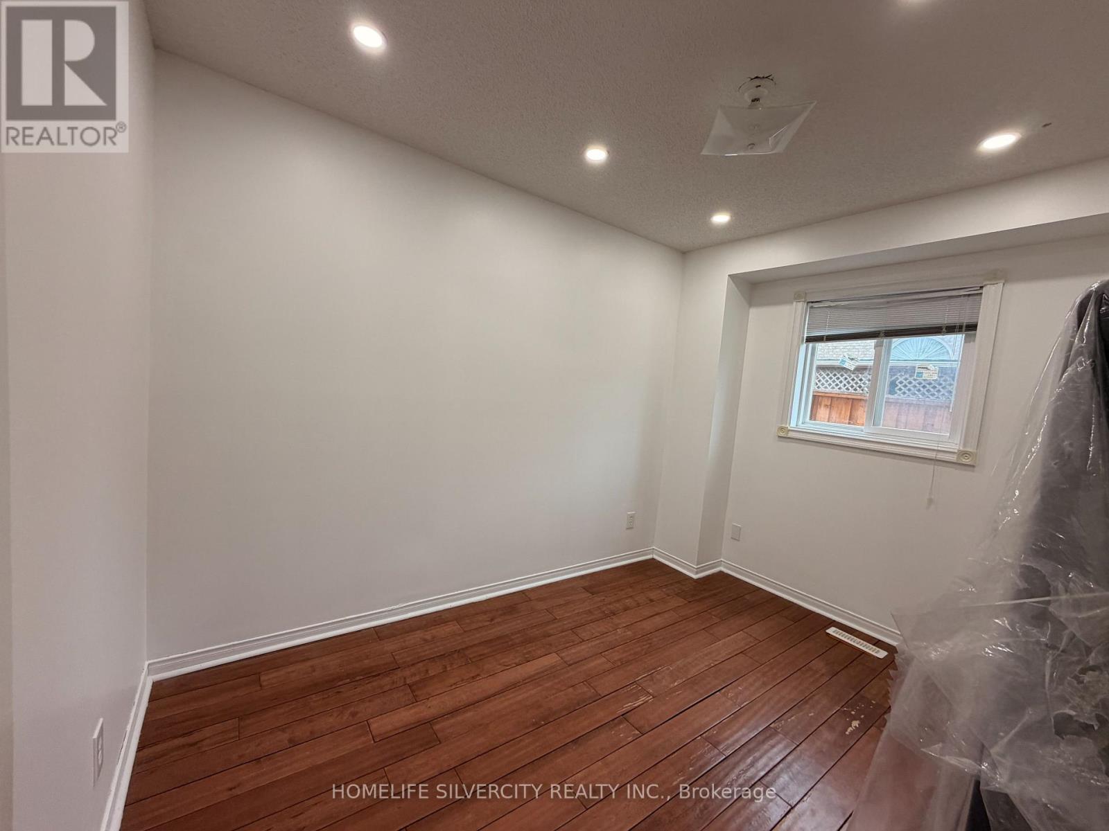 5 Blue Oak Avenue, Brampton, Ontario  L6R 1C1 - Photo 17 - W12914844