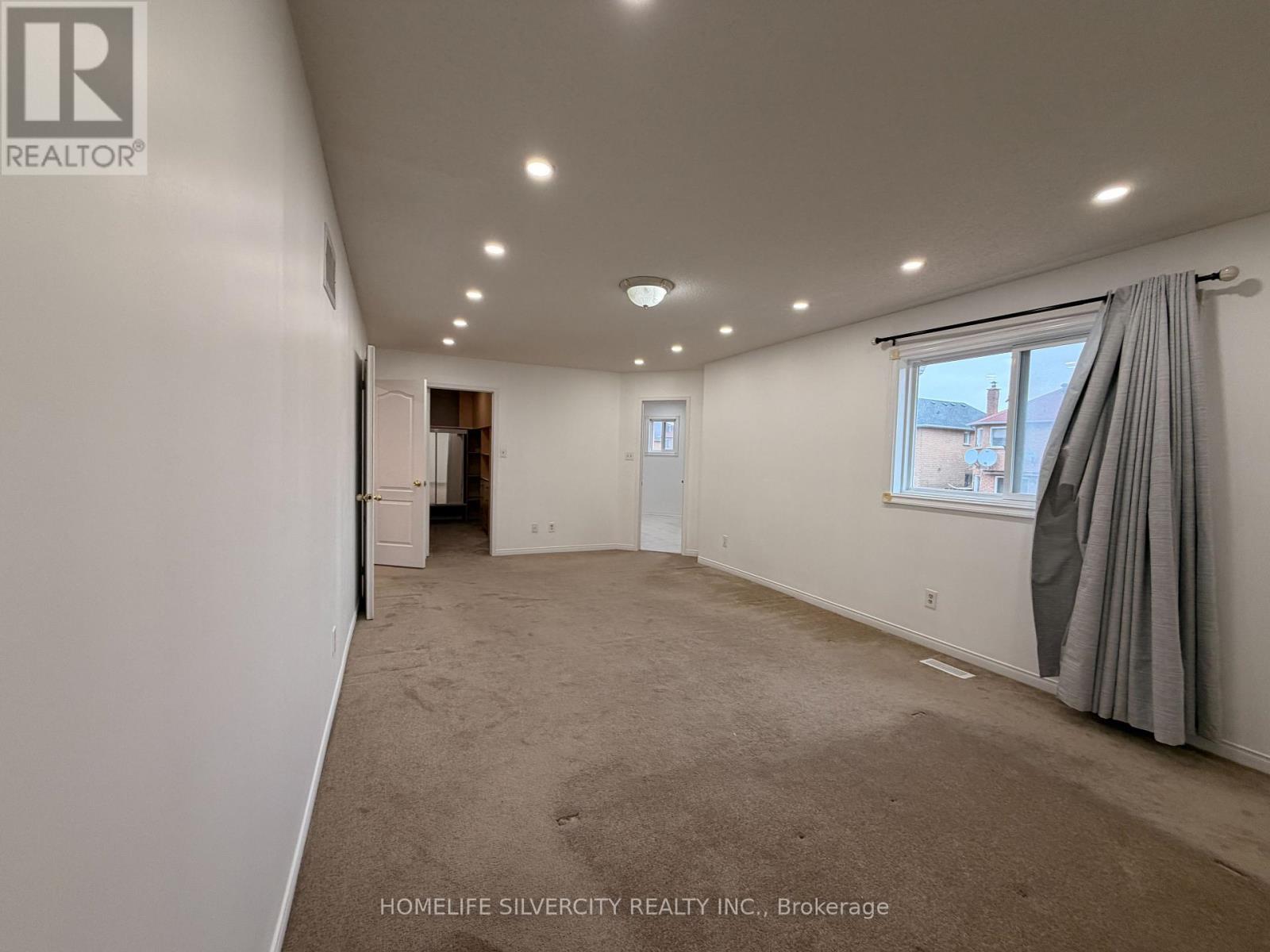 5 Blue Oak Avenue, Brampton, Ontario  L6R 1C1 - Photo 21 - W12914844