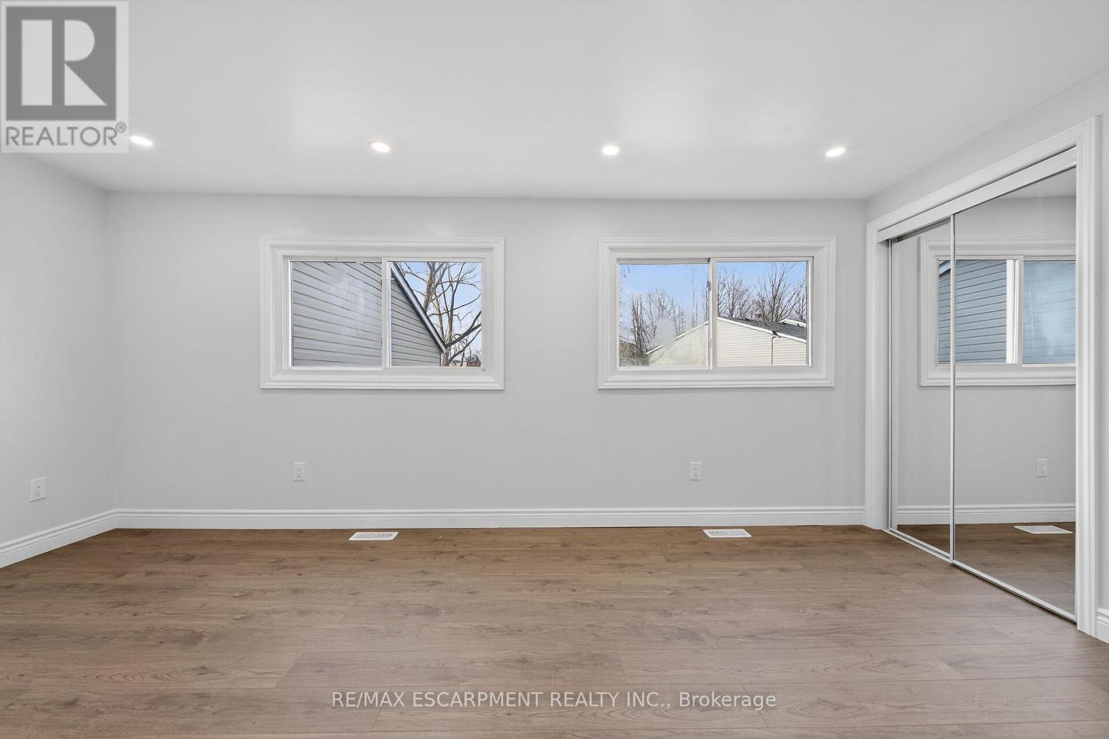 153 - 2050 Upper Middle Road, Burlington, Ontario  L7P 3R9 - Photo 25 - W12914850