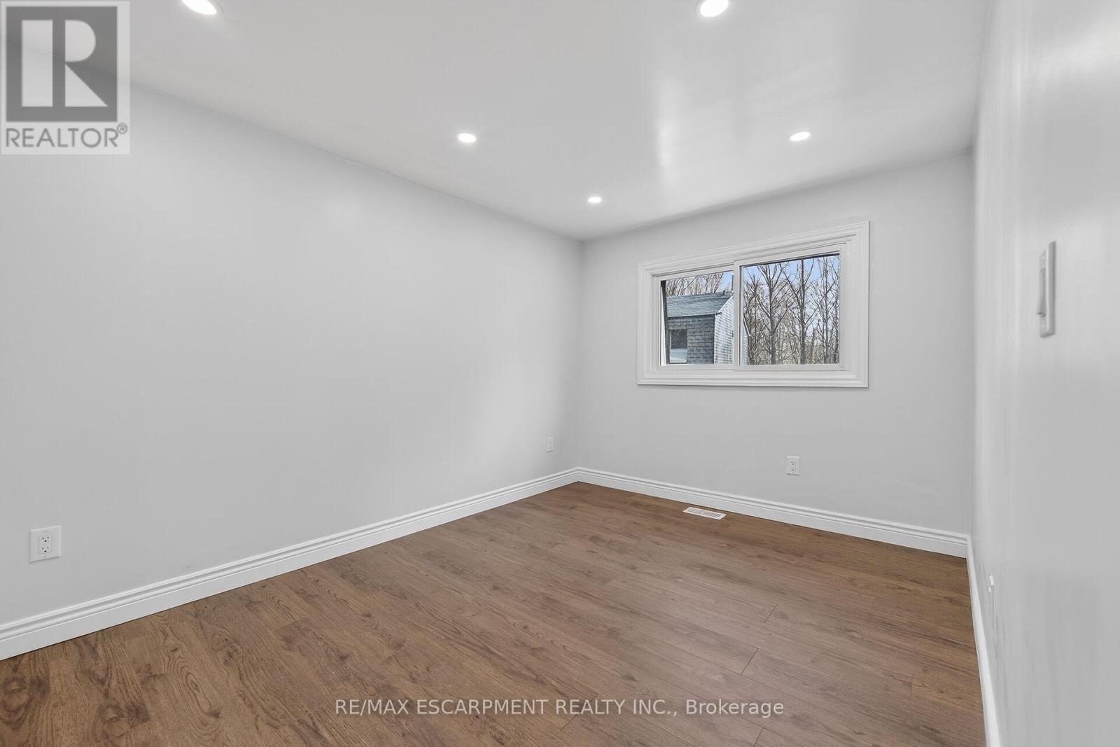 153 - 2050 Upper Middle Road, Burlington, Ontario  L7P 3R9 - Photo 30 - W12914850