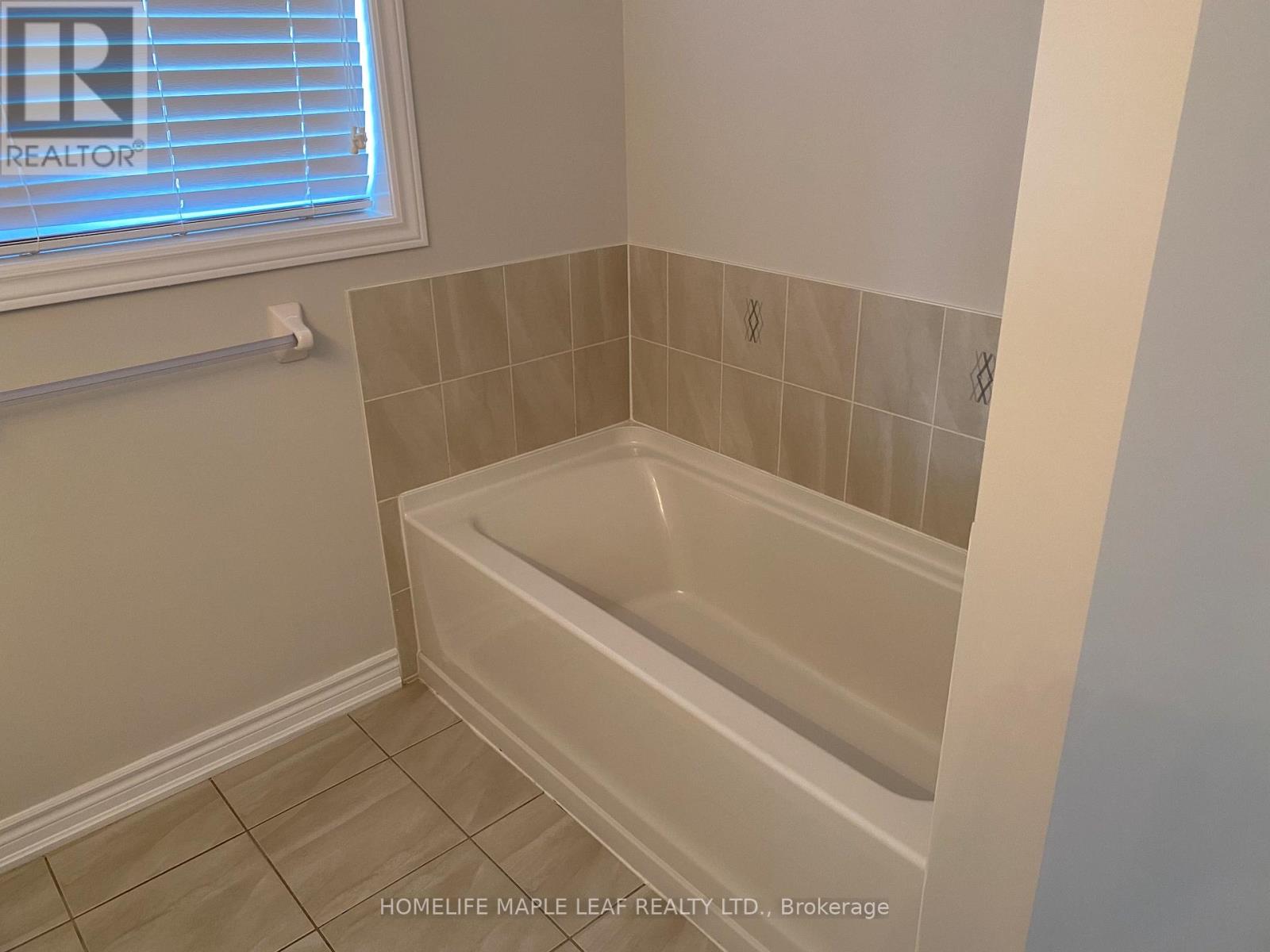 70 Aspen Hills (Upper) Road, Brampton, Ontario  L6Y 0H7 - Photo 19 - W12914862