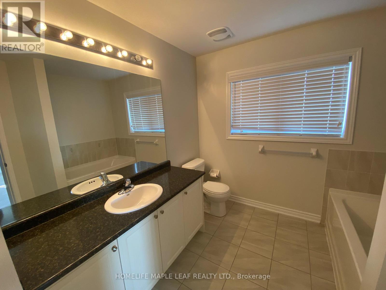 70 Aspen Hills (Upper) Road, Brampton, Ontario  L6Y 0H7 - Photo 21 - W12914862