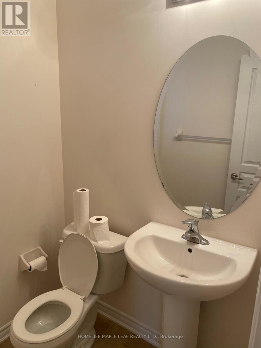 70 Aspen Hills (Upper) Road, Brampton, Ontario  L6Y 0H7 - Photo 7 - W12914862