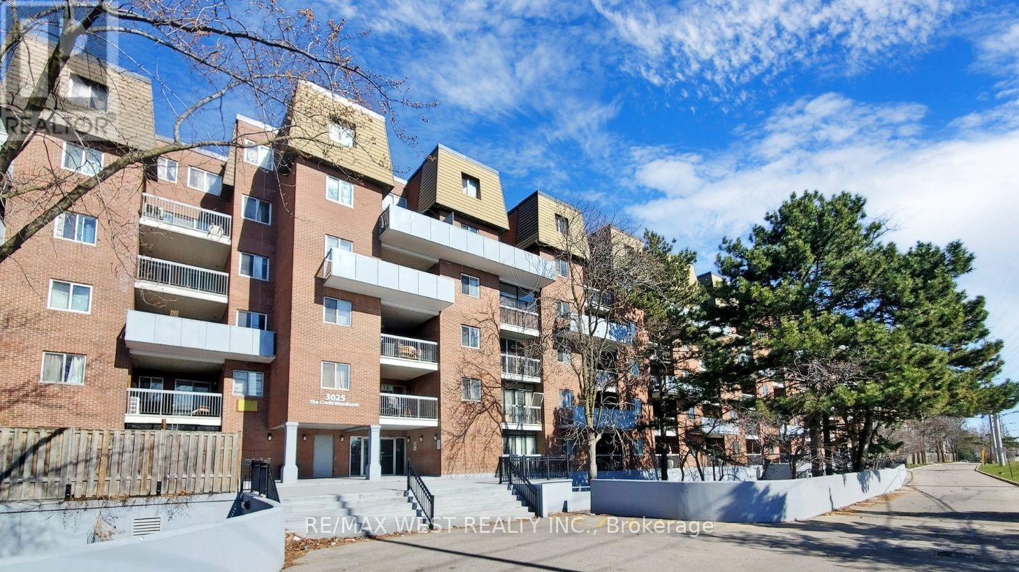 320 - 3025 The Credit Woodlands Drive, Mississauga, Ontario  L5C 2V3 - Photo 48 - W12914876