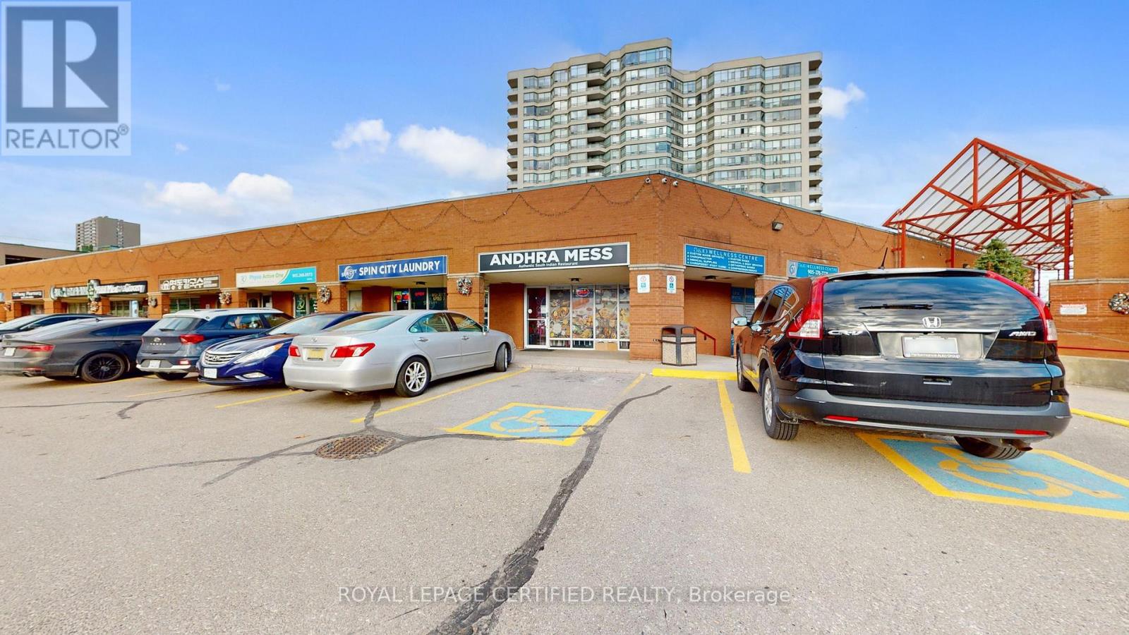 8 - 2560 Shepard Avenue, Mississauga, Ontario  L5A 4E1 - Photo 1 - W12914896