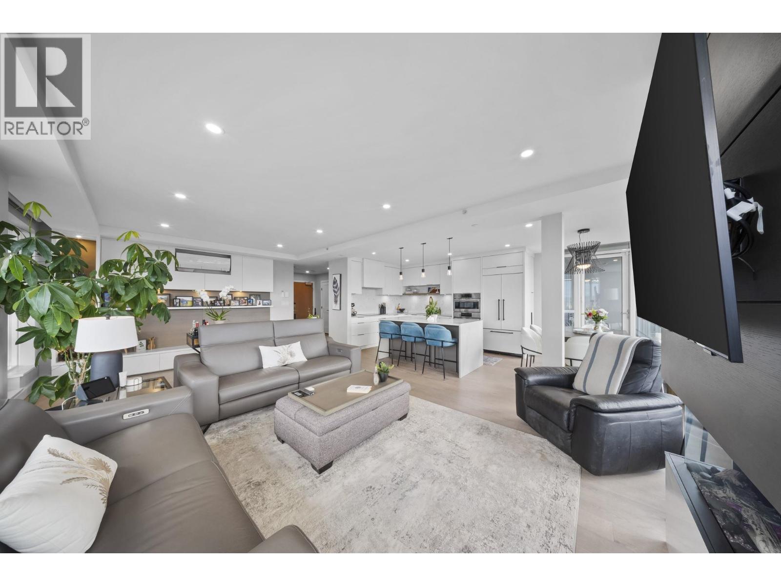 3002 660 Nootka Way, Port Moody, British Columbia  V3H 0B7 - Photo 4 - R3102309