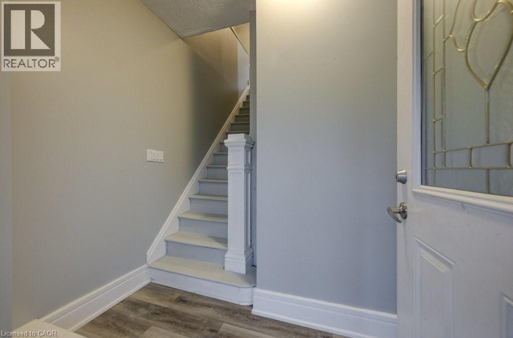 445 Vine Street Unit# 1, Cambridge, Ontario  N3H 2Y7 - Photo 4 - 40814043