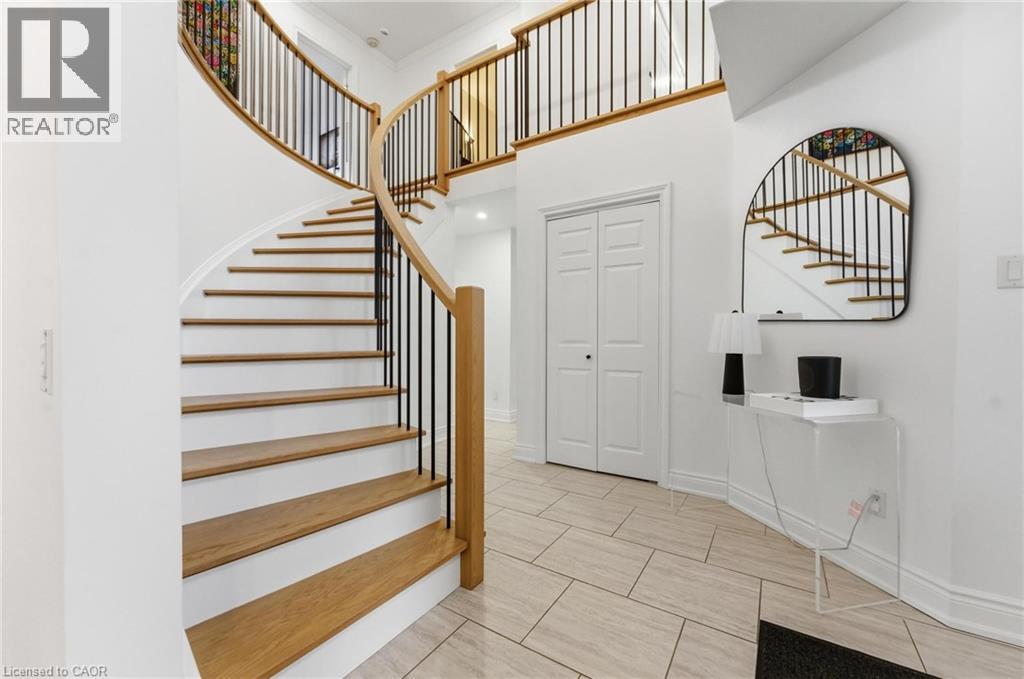 138 Miller Drive, Ancaster, Ontario  L9G 4W4 - Photo 4 - 40814534