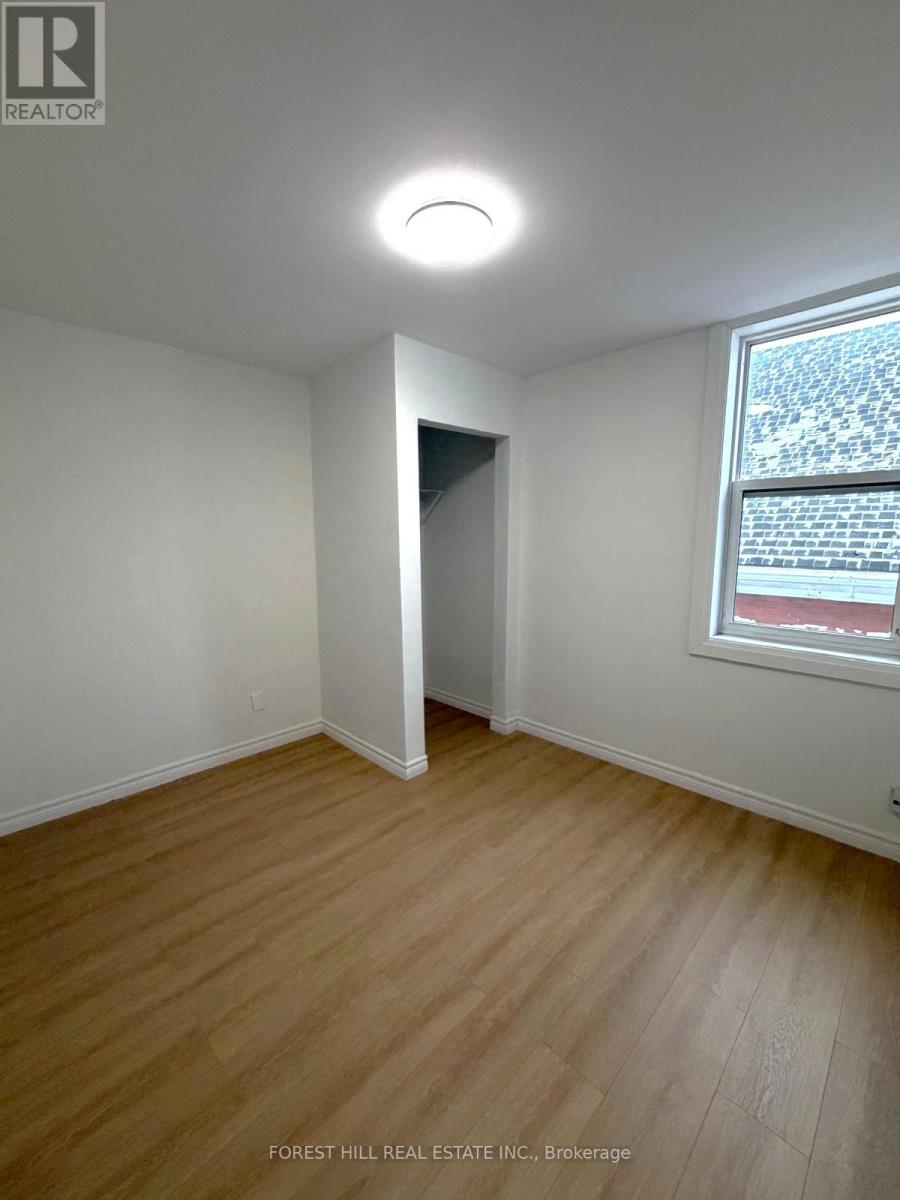 2 - 9 Eby Street, Kitchener, Ontario  N2G 3K6 - Photo 8 - X12914618