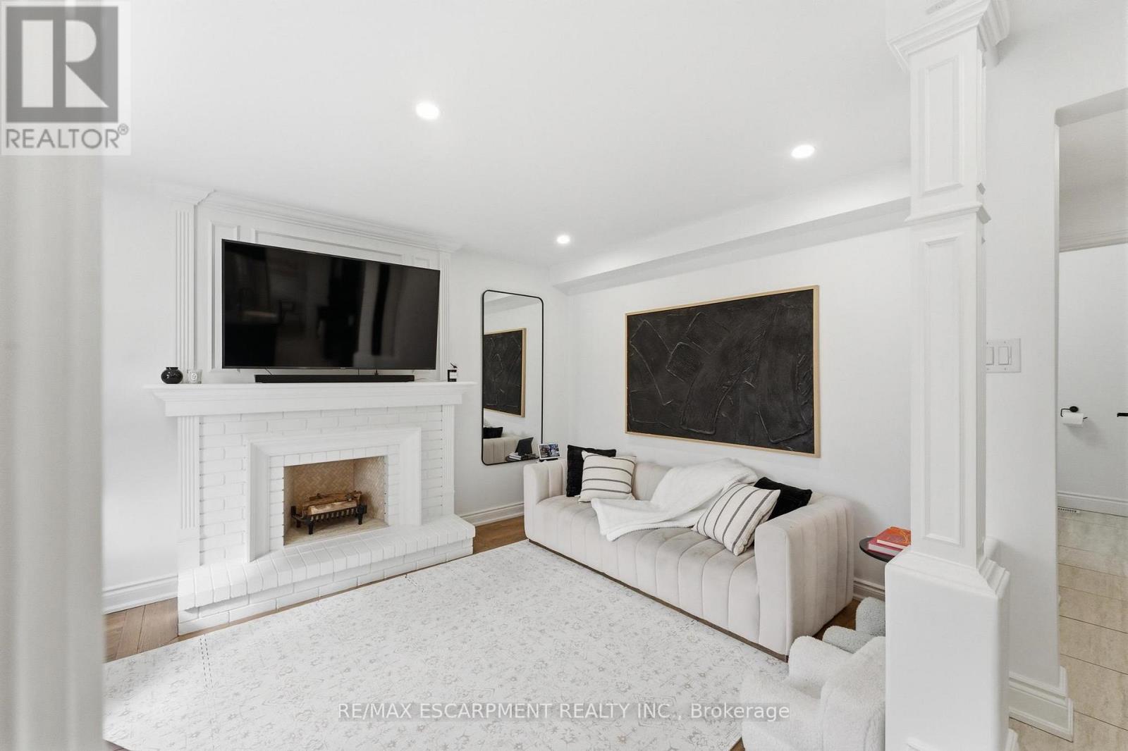 138 Miller Drive, Hamilton, Ontario  L9G 4W4 - Photo 19 - X12914668