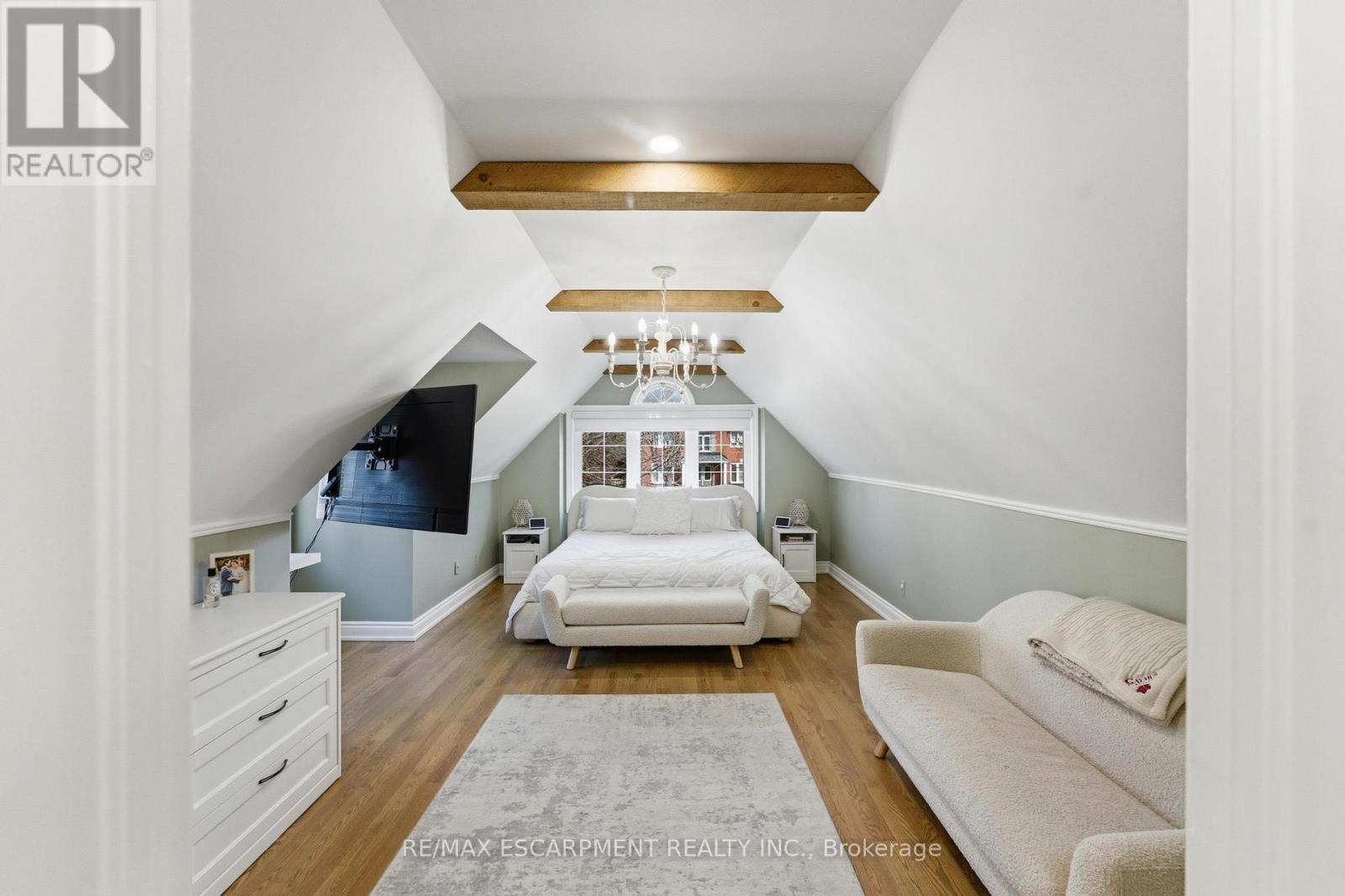 138 Miller Drive, Hamilton, Ontario  L9G 4W4 - Photo 23 - X12914668