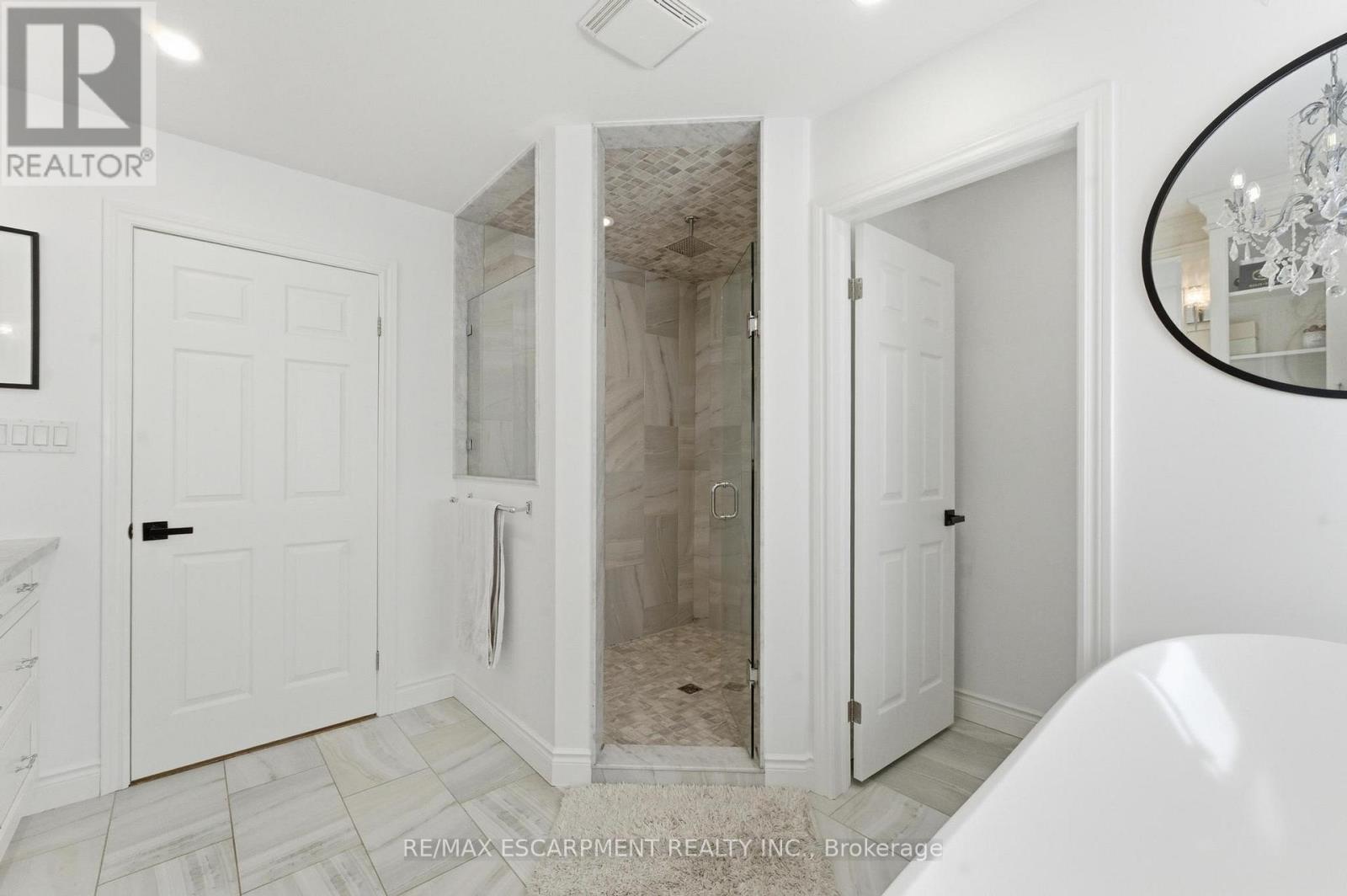 138 Miller Drive, Hamilton, Ontario  L9G 4W4 - Photo 28 - X12914668