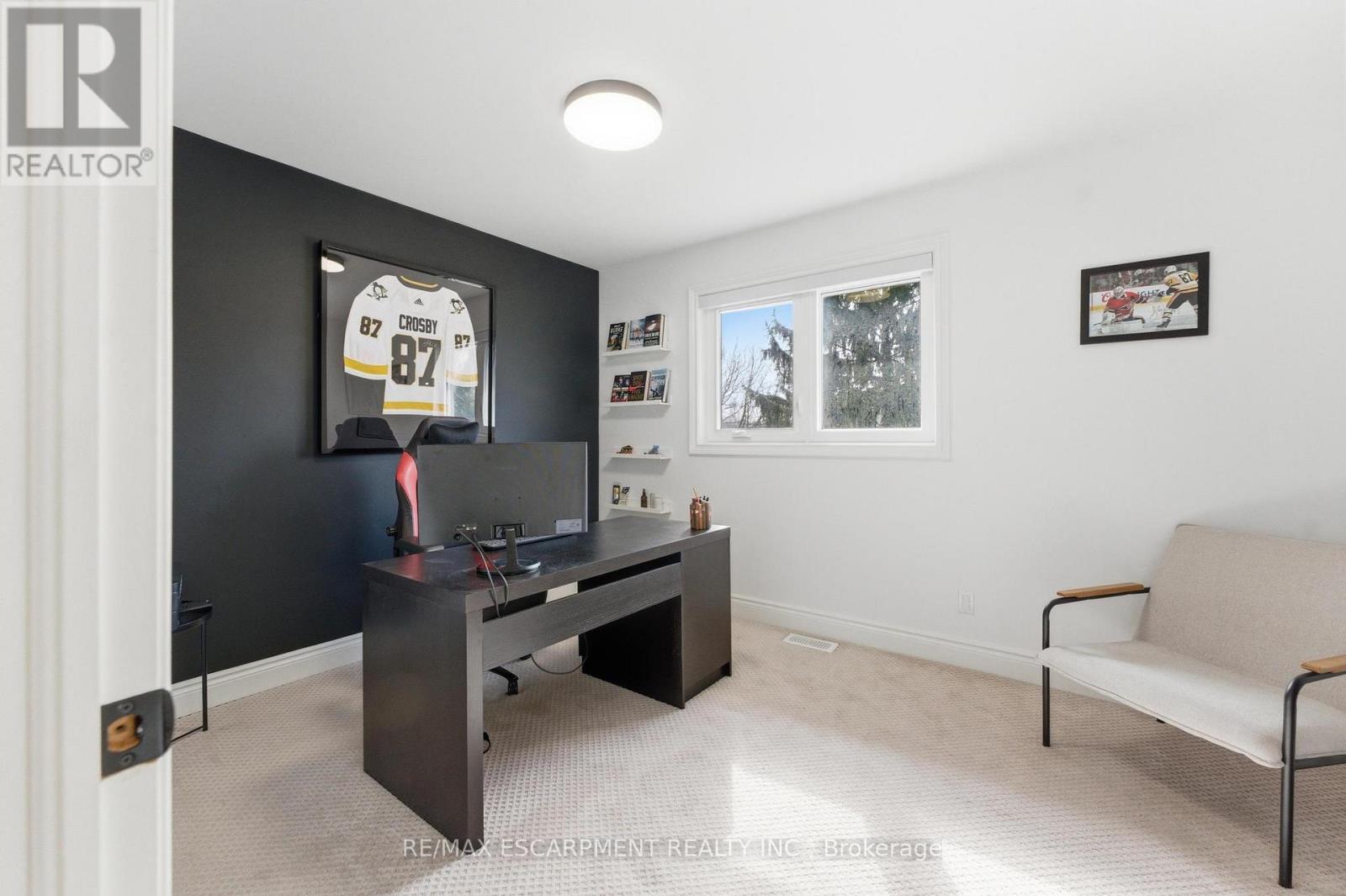 138 Miller Drive, Hamilton, Ontario  L9G 4W4 - Photo 33 - X12914668