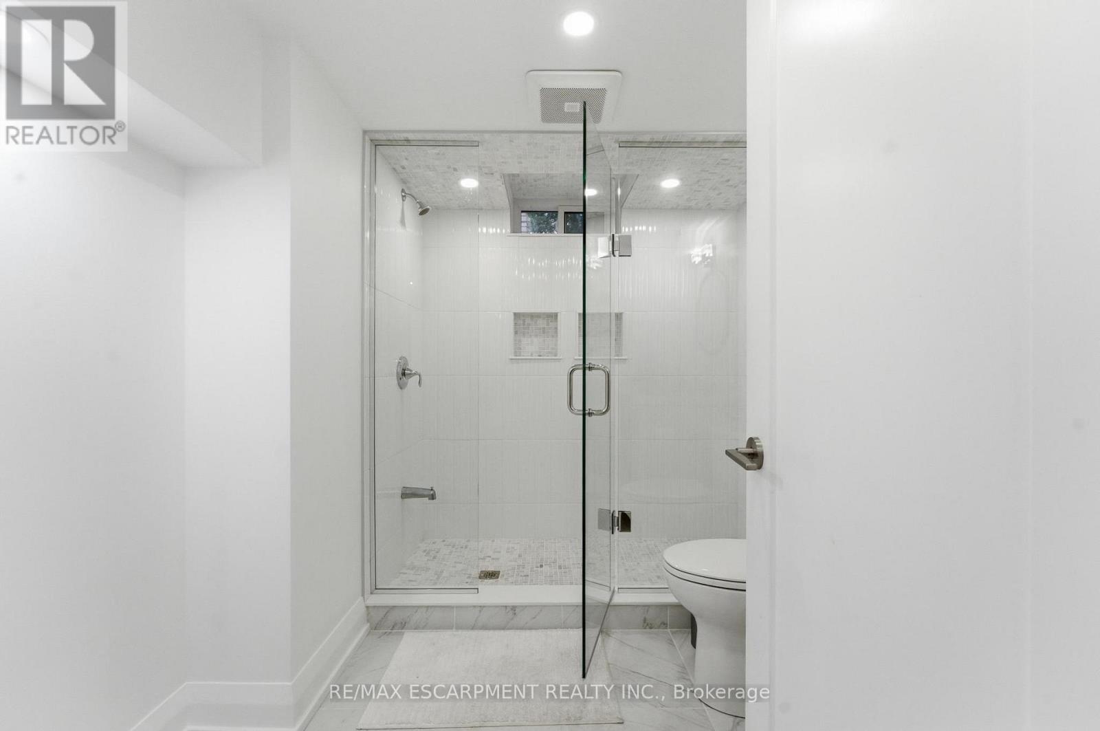 138 Miller Drive, Hamilton, Ontario  L9G 4W4 - Photo 42 - X12914668