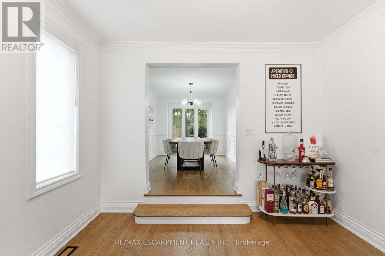 138 Miller Drive, Hamilton, Ontario  L9G 4W4 - Photo 7 - X12914668