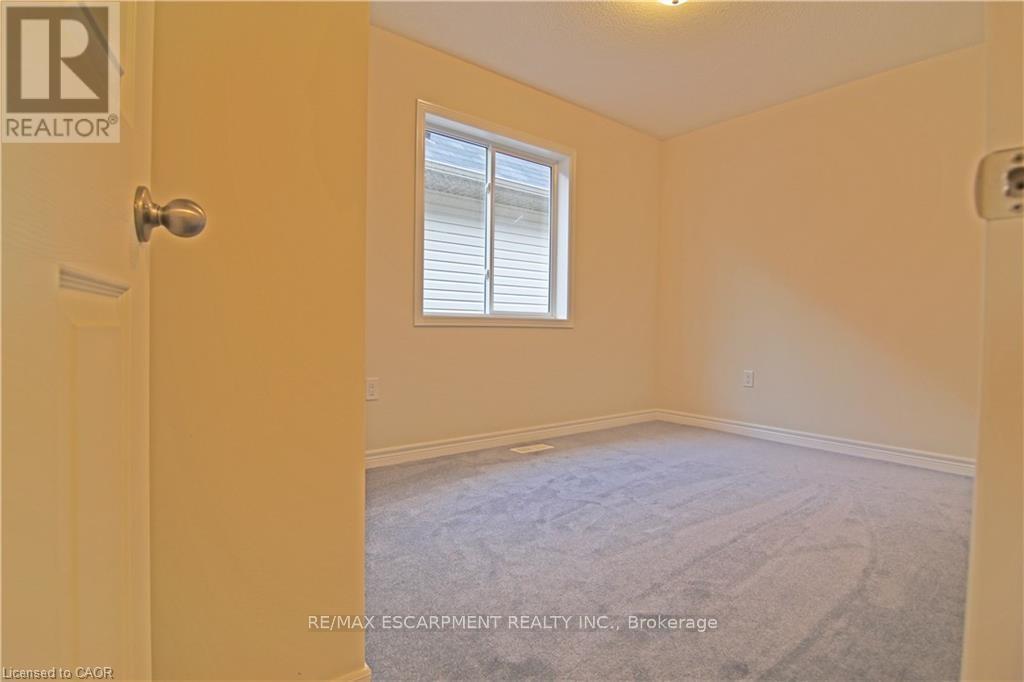 204 Lormont Boulevard, Hamilton, Ontario  L8J 0K1 - Photo 8 - X12914742