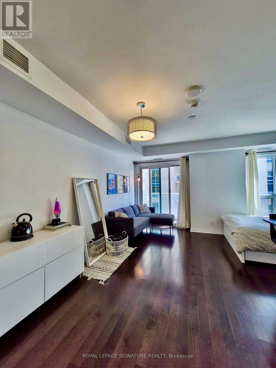 1208 - 242 Rideau Street, Ottawa, Ontario  K1N 0B7 - Photo 7 - X12914814