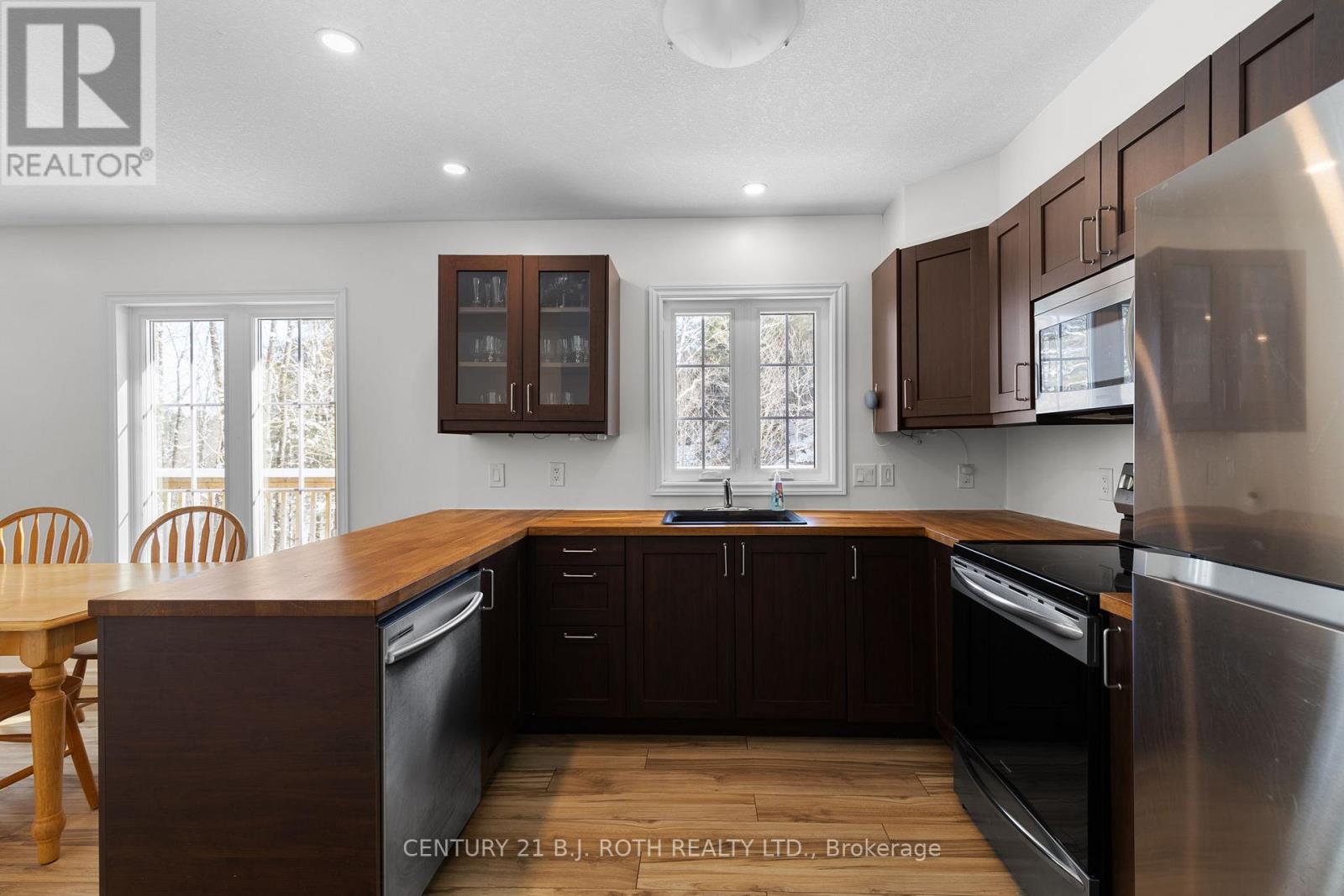 1040 Arthur Schulz Road, Gravenhurst, Ontario  P0E 1G0 - Photo 6 - X12914870