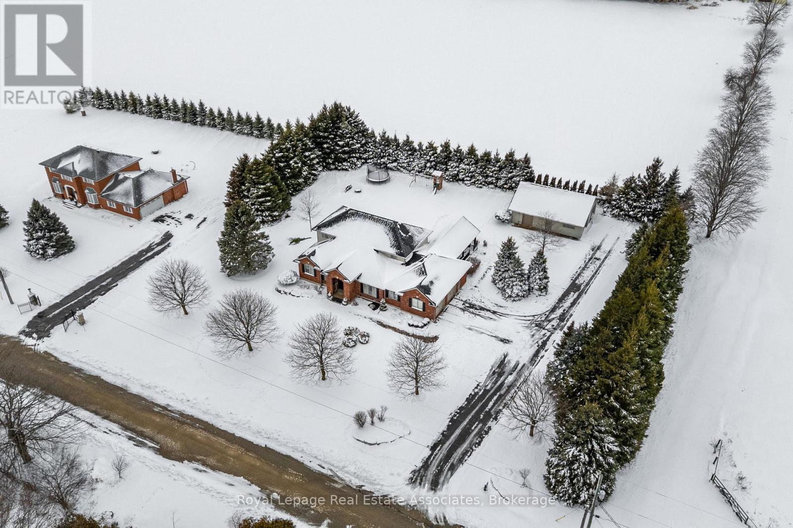 7454 Conservation Road, Guelph/eramosa, Ontario  N1H 6J2 - Photo 3 - X12914884