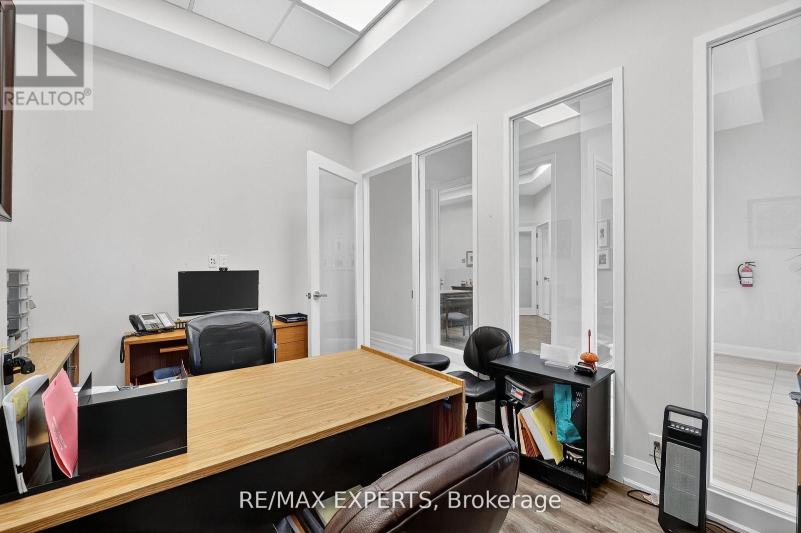 6 - 12 Woodstream Boulevard, Vaughan, Ontario  L4L 8C3 - Photo 13 - N12909990