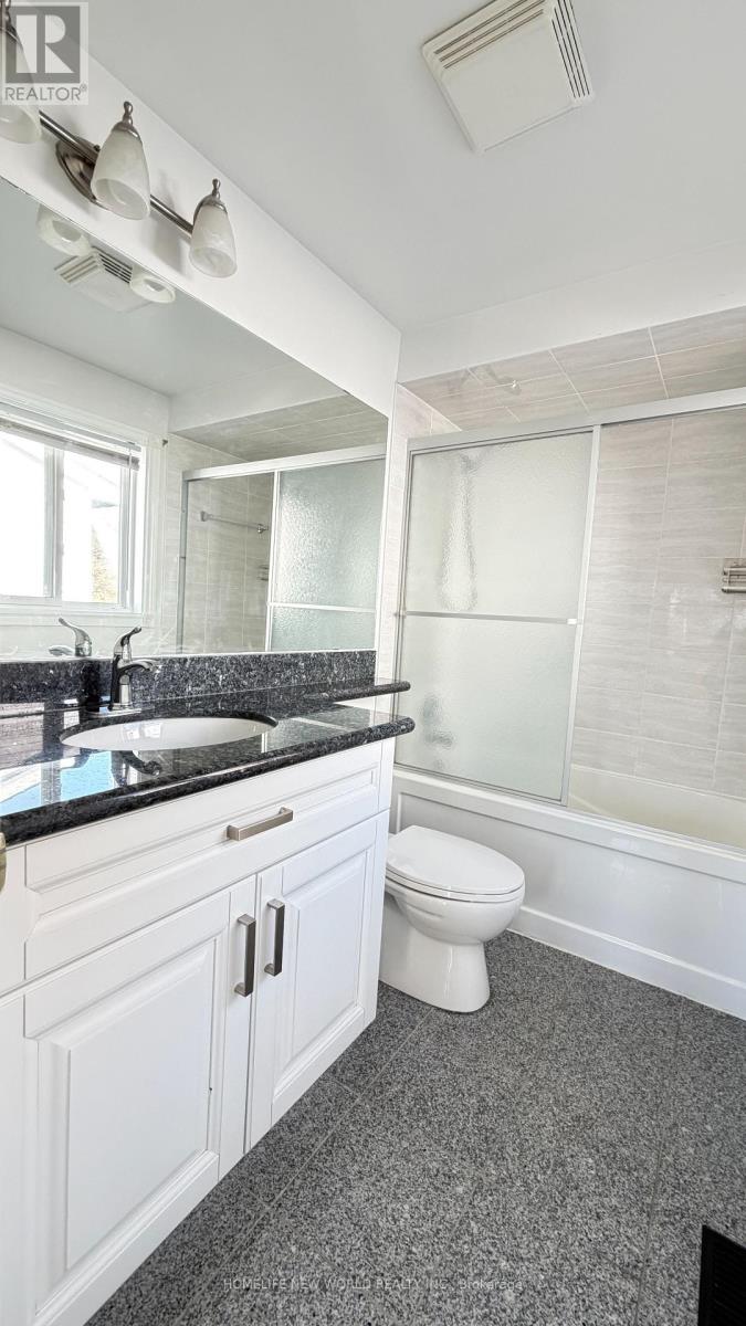 149 Huntington Park Drive, Markham, Ontario  L3T 7K1 - Photo 14 - N12910374