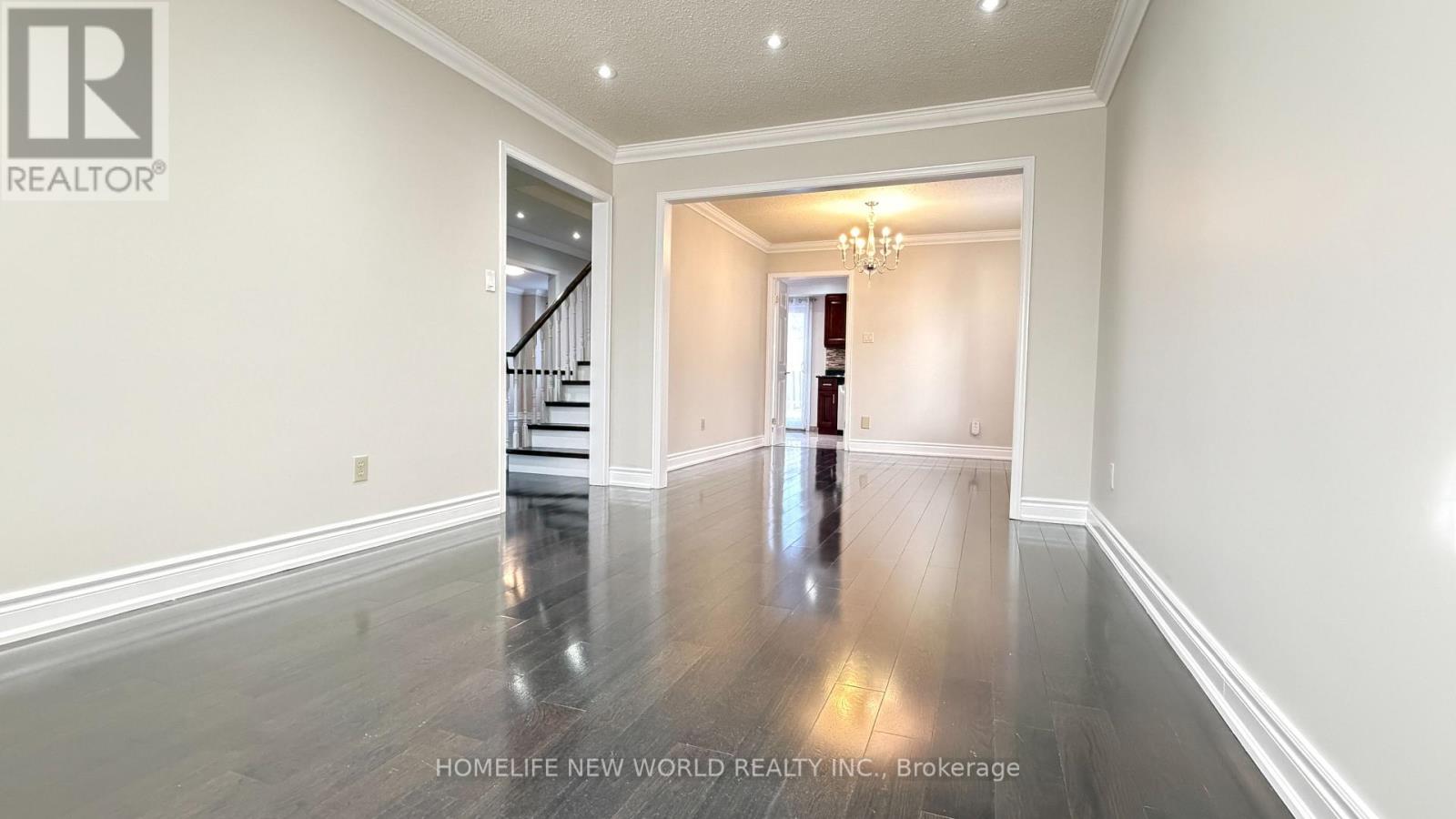 149 Huntington Park Drive, Markham, Ontario  L3T 7K1 - Photo 2 - N12910374